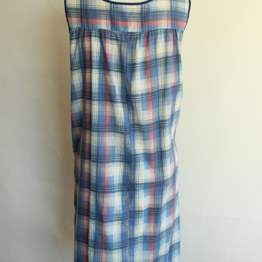 Vintage 1970s Shift Dress with Pocket, Volup Blue Tartan Plaid Pinafore Type - Picture 9 of 10